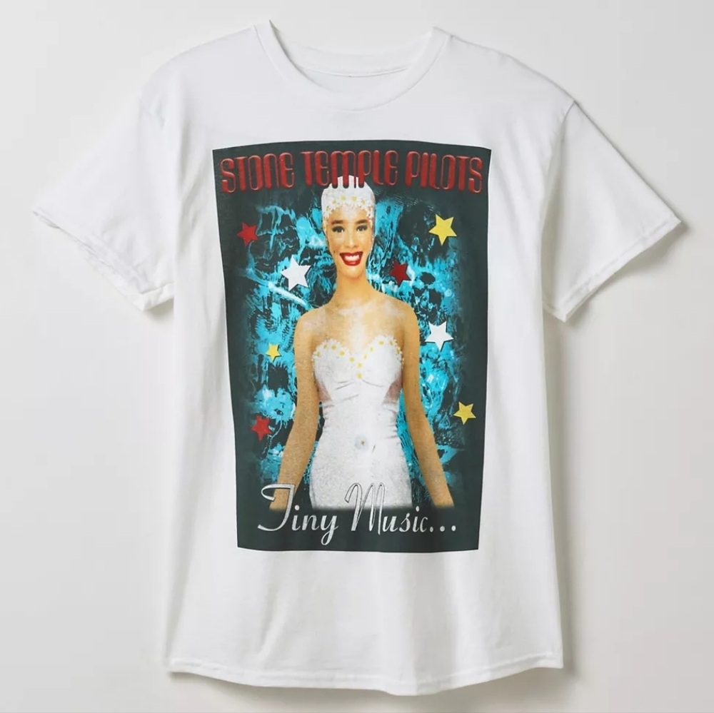 ❣️🪷 NWOT Urban Outfitters Stone Temple Pilots Graphic Tee, Size L 🌙